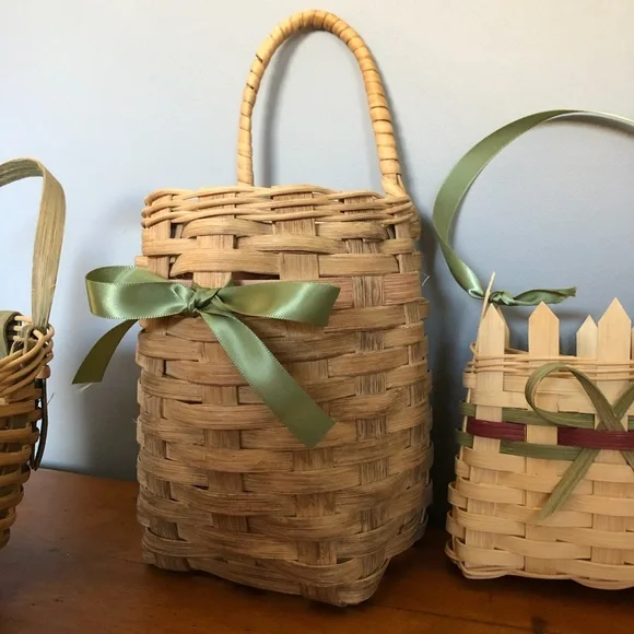 COPY - Vintage Trio Of Hanging Wicker Wall Baskets - Picture 4 of 16